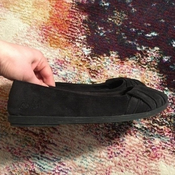 Blowfish Velvet Flats - Picture 2 of 4